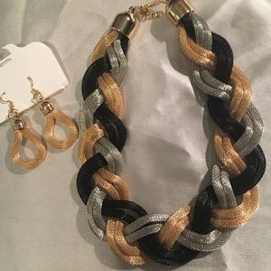 Necklace & Earrings